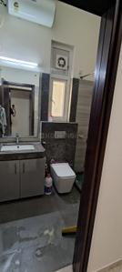 Bathroom Image of 2403 Sq.ft 3 BHK Apartment / Flat for sale in Sector 60 Gurgaon for Rs. 47500000