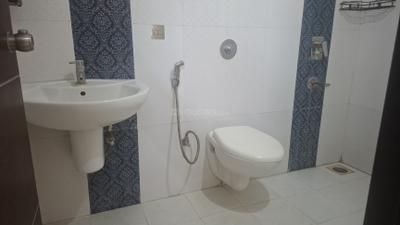 Kwality Vrindavan Heights Bathroom Two 3