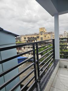 Balcony Image of 850 Sq.ft 2 BHK Apartment / Flat for rent in Bangur Avenue Kolkata for Rs. 20000