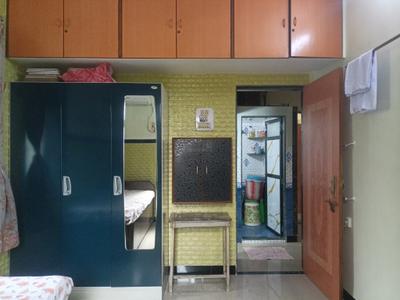 Bedroom Image of 700 Sq.ft 2 BHK Apartment / Flat for sale in HS Ozone, Ghatkopar East Mumbai for Rs. 16000000
