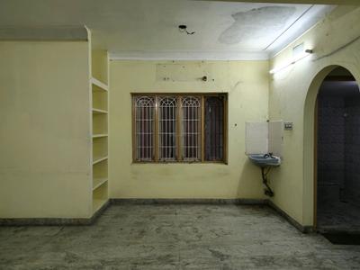 Bedroom Image of 1200 Sq.ft 3 BHK Independent House for rent in Saidapet Chennai for Rs. 35000