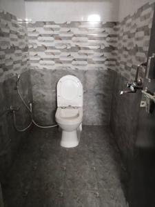Image of 546 Sq.ft 1 BHK Apartment / Flat for rent in Sanath Nagar, Hyderabad for Rs. 12400