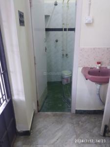 Bathroom Image of 3000 Sq.ft 3 BHK Independent House for rent in Somarasempettai Tiruchirappalli for Rs. 20000