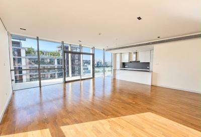 Balcony Image of 2190 Sq.ft 3 BHK Apartment / Flat for rent in Al Wasl Dubai for Rs. 704167
