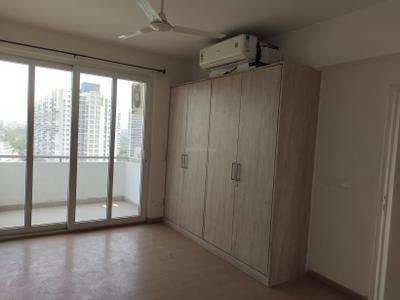 Bedroom Image of 2100 Sq.ft 3 BHK Apartment / Flat for sale in Emaar MGF The Palm Drive, Sector 66 Gurgaon for Rs. 38600000