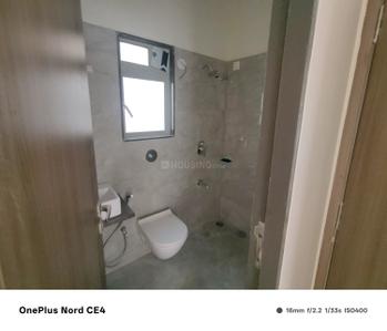 Bathroom Image of 550 Sq.ft 1 BHK Apartment / Flat for rent in Borivali West Mumbai for Rs. 36000