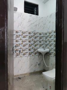 Common Bathroom Image of 850 Sq.ft 3 BHK Builder Floor for sale in Govindpuram Ghaziabad for Rs. 4010000