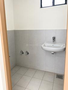 Bathroom Image of 660 Sq.ft 2 BHK Apartment / Flat for sale in Savvy Strata, Sarkhej Ahmedabad for Rs. 4750000