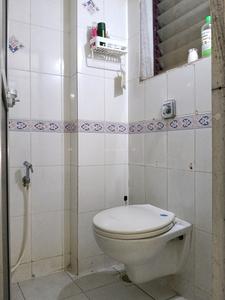 Common Bathroom Image of 520 Sq.ft 1 BHK Apartment / Flat for sale in Mulund East Mumbai for Rs. 11500000