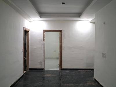 Living Room Image of 1450 Sq.ft 3 BHK Apartment / Flat for sale in Sector 74 Noida for Rs. 6000000