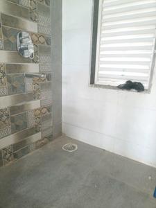 Common Bathroom Image of 750 Sq.ft 1 BHK Apartment / Flat for sale in Kharghar Navi Mumbai for Rs. 6800000