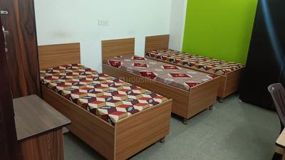 Bedroom Image of Shivaya pg in Sector 55, Noida