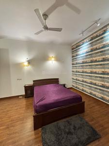 Bedroom Image of 2700 Sq.ft 6 BHK Independent House for rent in Naraina New Delhi for Rs. 200000