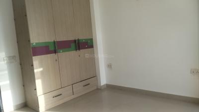 Bedroom Image of 1650 Sq.ft 3 BHK Apartment / Flat for rent in Arihant Ambience, Crossings Republik Ghaziabad for Rs. 25000