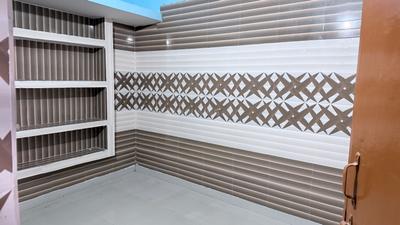 Bathroom Image of 1000 Sq.ft 3 BHK Builder Floor for rent in Umarpurniwa Uprhar Allahabad for Rs. 8000