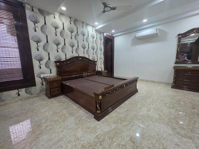 Bedroom Image of 1800 Sq.ft 3 BHK Builder Floor for sale in Gagan Vihar New Delhi for Rs. 26100000