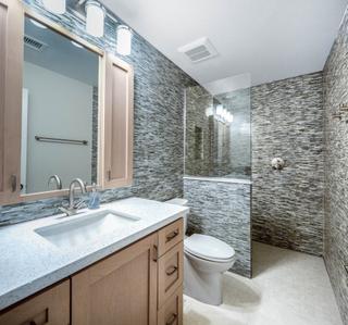 Bathroom Image of 1884 Sq.ft 3 BHK Apartment / Flat for sale in Ruparel Panache, Santacruz West Mumbai for Rs. 63500000