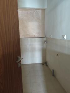 Bathroom Image of 2750 Sq.ft 4.5 BHK Apartment / Flat for sale in Skyi Songbirds , Bhugaon Pune for Rs. 22500000