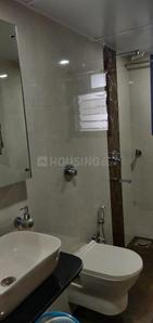 Bathroom Image of 950 Sq.ft 3 BHK Apartment / Flat for sale in Santacruz East Mumbai for Rs. 32000000