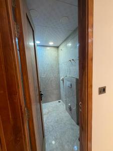 Bathroom Image of 1250 Sq.ft 4 BHK Apartment / Flat for sale in Sector 17 Dwarka New Delhi for Rs. 11500000