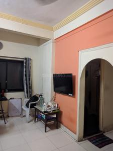Hall Image of 600 Sq.ft 1 BHK Apartment / Flat for rent in Vinaylok Apartment, Mukund Nagar Pune for Rs. 18000