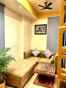 1 BHK Flat