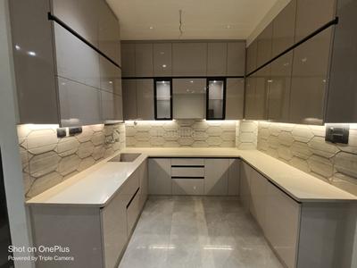 Kitchen Image of 2100 Sq.ft 3 BHK Builder Floor for sale in GMS Road Dehradun for Rs. 12500000