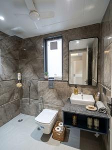 Bathroom Image of 1080 Sq.ft 1 BHK Builder Floor for rent in DLF Phase 3 Gurgaon for Rs. 40000