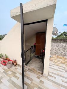 Balcony Image of 900 Sq.ft 2 BHK Builder Floor for sale in Kalkaji New Delhi for Rs. 17000000