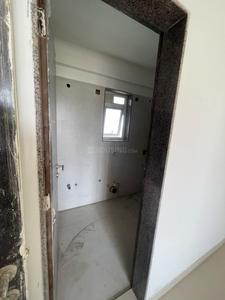 Bathroom Image of 1103 Sq.ft 2 BHK Apartment / Flat for sale in Kasarvadavali Thane for Rs. 9000000