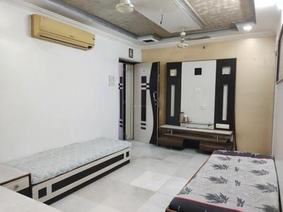Living Room Image of 800 Sq.ft 2 BHK Apartment / Flat for rent in Greenland Apartments, Andheri East Mumbai for Rs. 75000