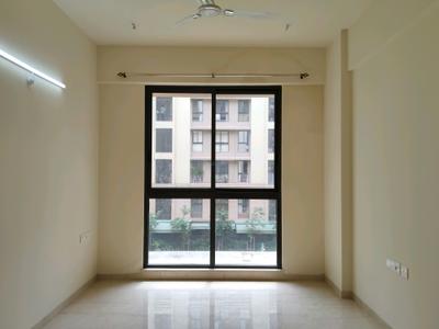 Bedroom Image of 1240 Sq.ft 3 BHK Apartment / Flat for rent in Lodha Sterling, Thane West Thane for Rs. 73000