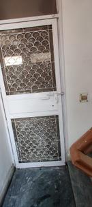 Bedroom Image of 1300 Sq.ft 3 BHK Duplex for sale in Manav Apartments, Sector 9 Rohini New Delhi for Rs. 18000000