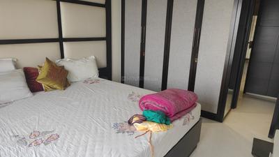 Bedroom Image of 2500 Sq.ft 4.5 BHK Builder Floor for sale in Rustomjee Elita, Andheri West Mumbai for Rs. 129300000