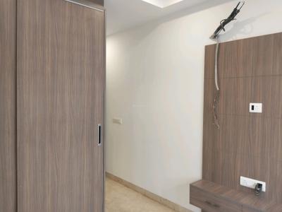 Bedroom Image of 1200 Sq.ft 3 BHK Builder Floor for sale in Paschim Vihar New Delhi for Rs. 20000000