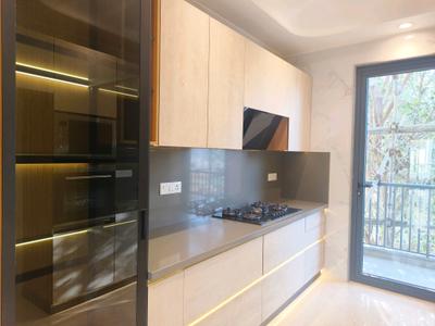 Kitchen Image of 3440 Sq.ft 4 BHK Builder Floor for sale in Kadarpur Gurgaon for Rs. 30000000