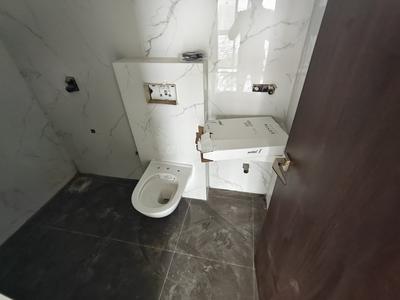 Bathroom Image of 1000 Sq.ft 2 BHK Apartment / Flat for sale in Satyam Alliaance Icon, Ghansoli Navi Mumbai for Rs. 19700000