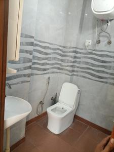 Bathroom Image of 1400 Sq.ft 3 BHK Apartment / Flat for sale in DDA Akshardham Apartments, Sector 19 Dwarka New Delhi for Rs. 17000000