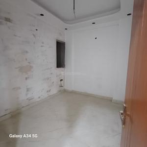 Bedroom Image of 1350 Sq.ft 3 BHK Builder Floor for sale in Avenue 1, Sector 73 Noida for Rs. 5500000