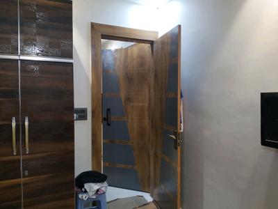Bedroom Image of 675 Sq.ft 2 BHK Builder Floor for sale in Shastri Nagar New Delhi for Rs. 8500000