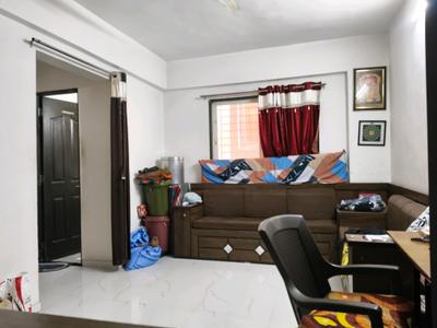Living Room Image of 650 Sq.ft 1 BHK Apartment / Flat for rent in Kothrud Pune for Rs. 16000