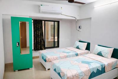 Image of Shraddha in Goregaon West, Mumbai