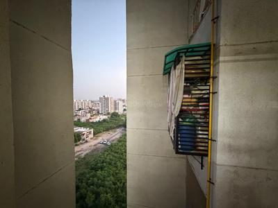 Balcony Image of 600 Sq.ft 1 BHK Apartment / Flat for rent in Godrej Vanaangan, Jagatpur Ahmedabad for Rs. 16000