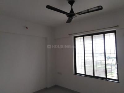 Bedroom Image of 900 Sq.ft 2 BHK Apartment / Flat for sale in Sarthak Optima Heights B Building, Kesnand Pune for Rs. 3800000