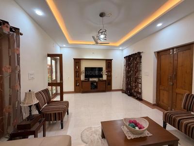 Hall Image of 5000 Sq.ft 5 BHK Villa for sale in Kakkanad Kochi for Rs. 70000000