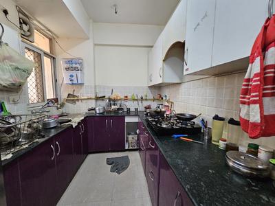 Kitchen Image of 940 Sq.ft 2 BHK Apartment / Flat for rent in Jaypee Kosmos, Sector 134 Noida for Rs. 32000