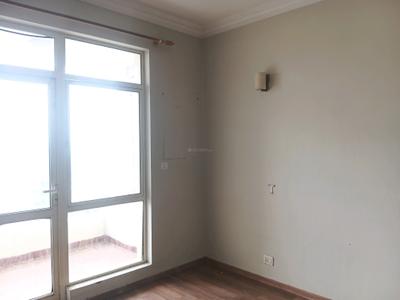Bedroom Image of 2666 Sq.ft 3 BHK Apartment / Flat for sale in Raheja Vedaanta, Sector 108 Gurgaon for Rs. 18500000