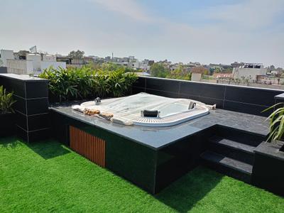 Image of 3600 Sq.ft 4 BHK Builder Floor for sale in Vasant Vihar, New Delhi for Rs. 185000000