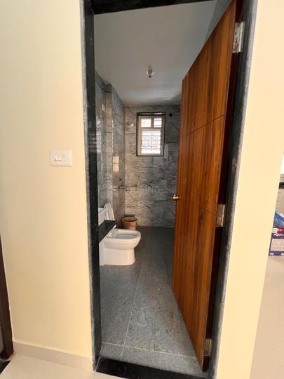 Porvorim Apartments Bathroom 1