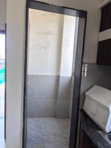 Bathroom Image of 695 Sq.ft 1 BHK Apartment / Flat for rent in Scheme No 114 Indore for Rs. 17999